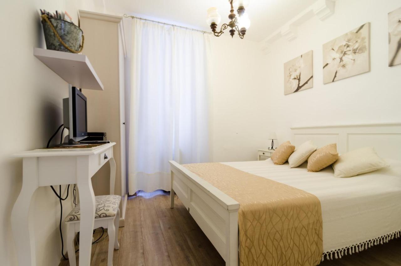 Charming Room In Dubrovnik Old Town ภายนอก รูปภาพ