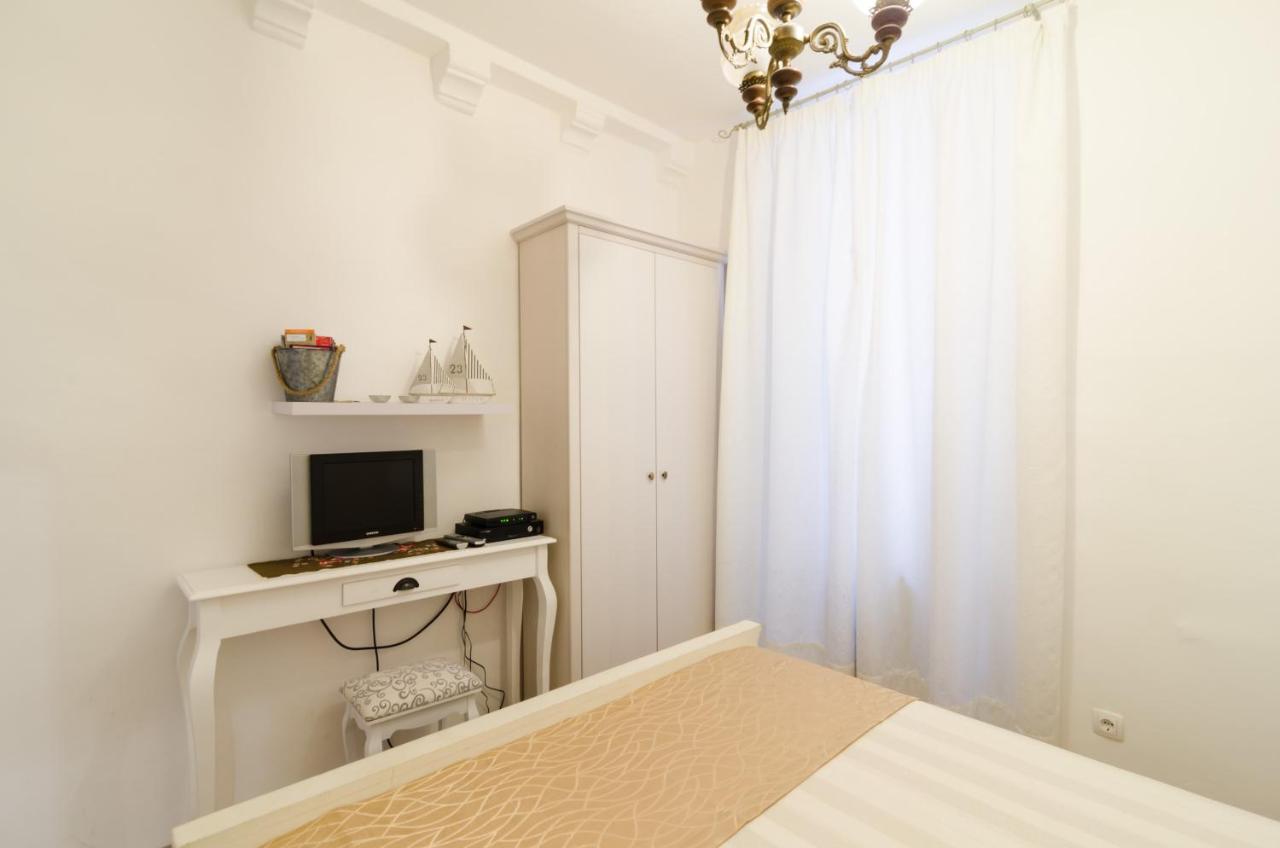 Charming Room In Dubrovnik Old Town ภายนอก รูปภาพ