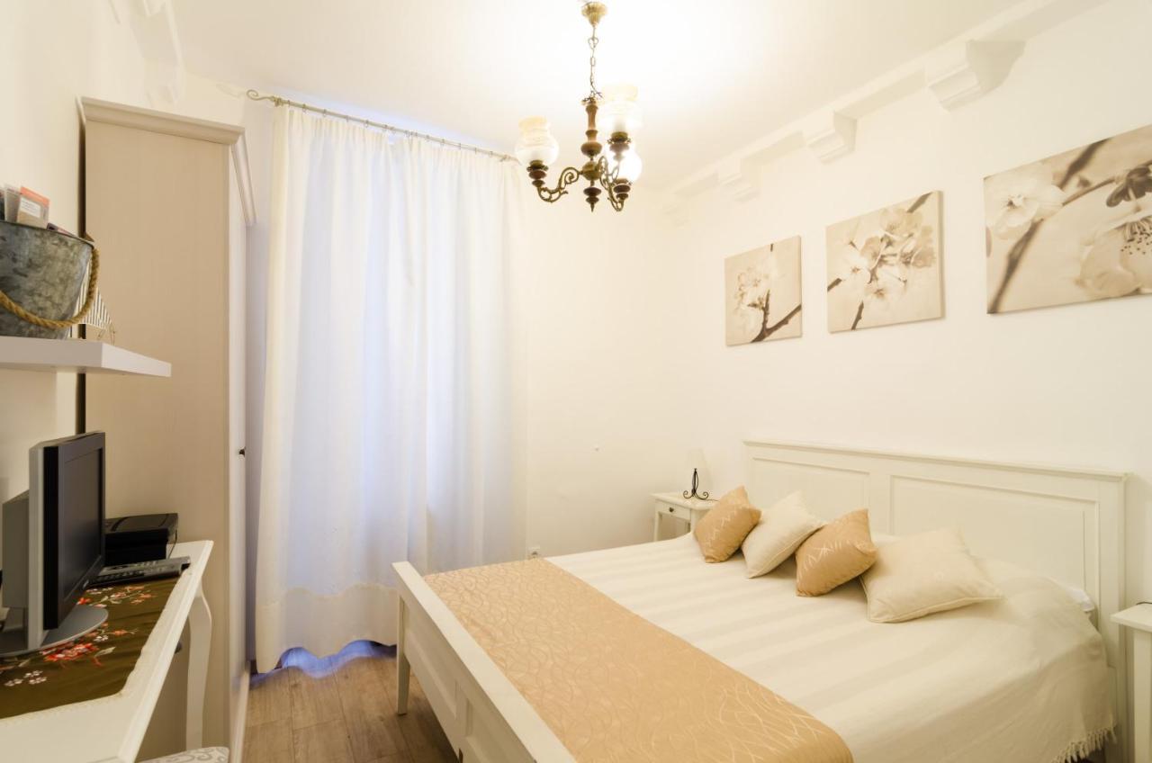 Charming Room In Dubrovnik Old Town ภายนอก รูปภาพ